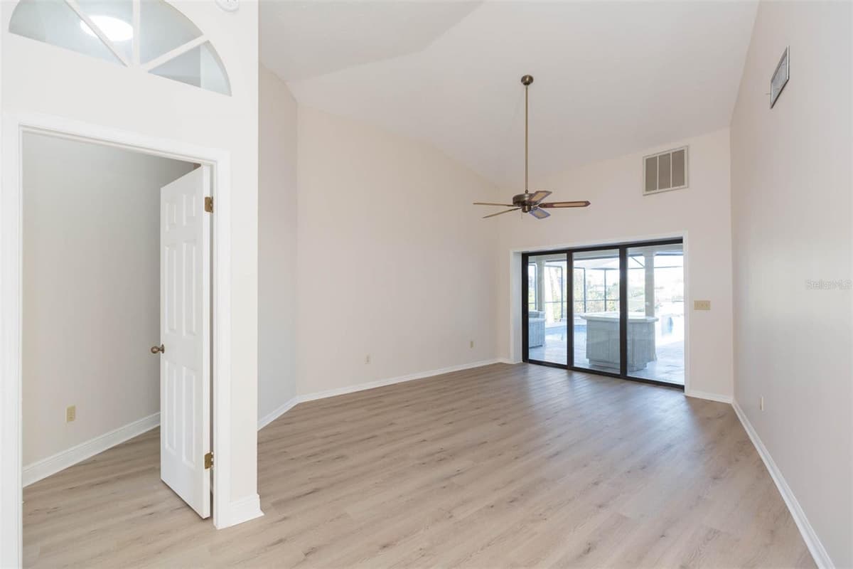 937 BUNKER VIEW DRIVE — photo 4 of 73