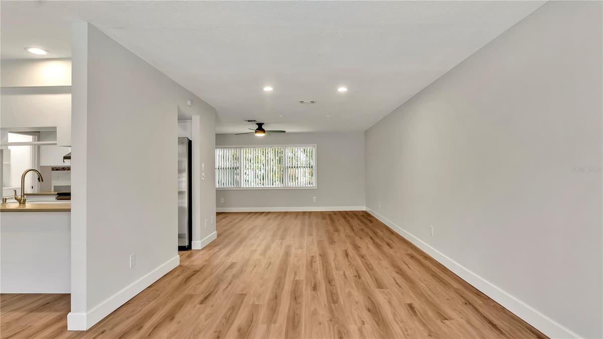 7801 17TH WAY — photo 9 of 56