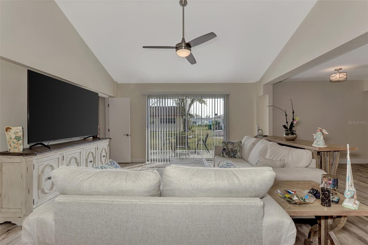 13479 NEWPORT AVENUE — photo 15 of 51