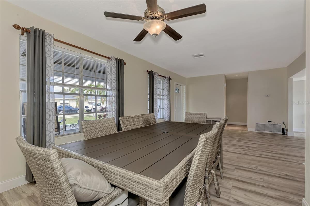 13479 NEWPORT AVENUE — photo 13 of 51