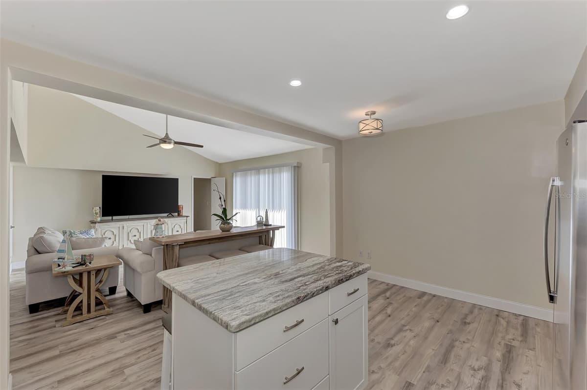 13479 NEWPORT AVENUE — photo 25 of 51