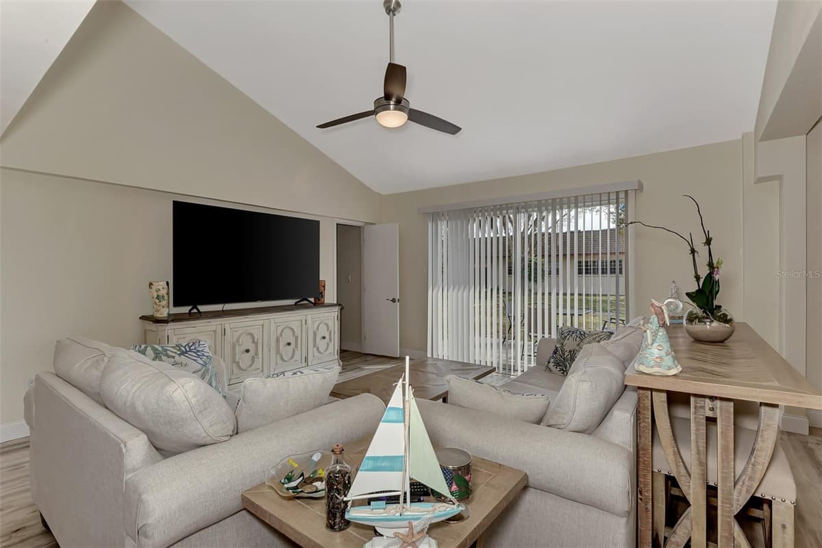 13479 NEWPORT AVENUE — photo 14 of 51