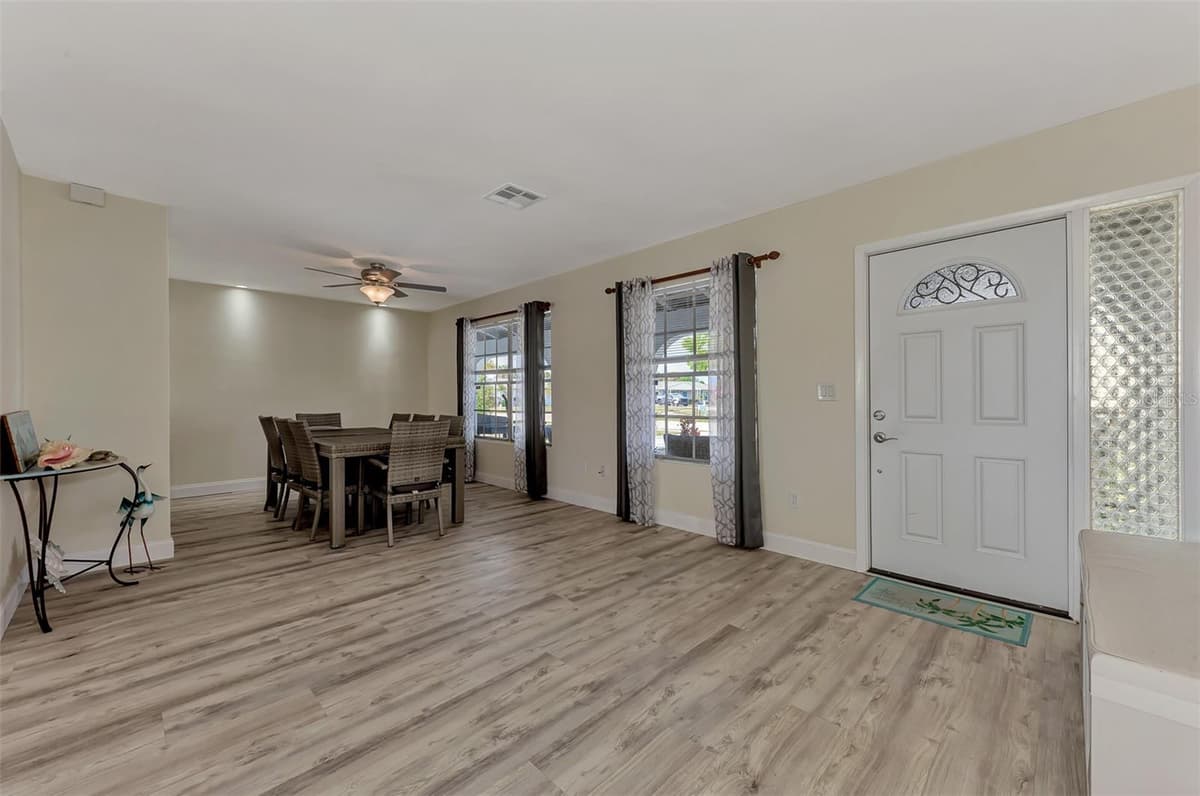 13479 NEWPORT AVENUE — photo 8 of 51