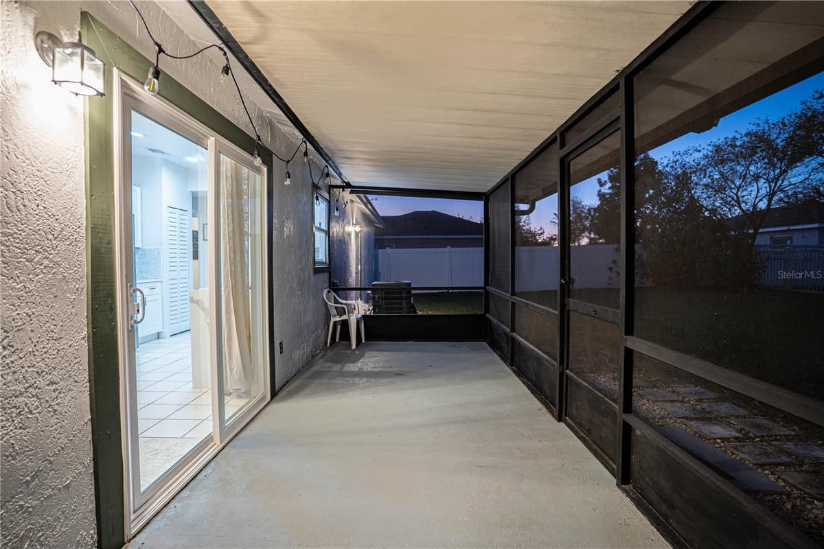 315 LAUDERDALE COURT — photo 23 of 53
