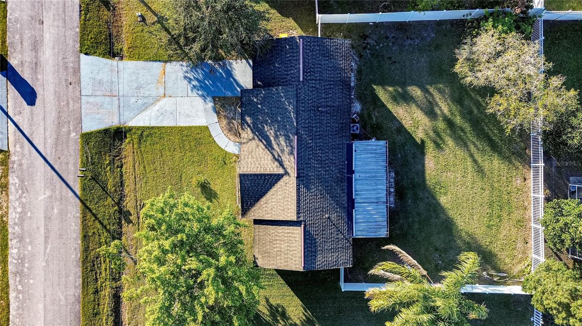 315 LAUDERDALE COURT — photo 40 of 53