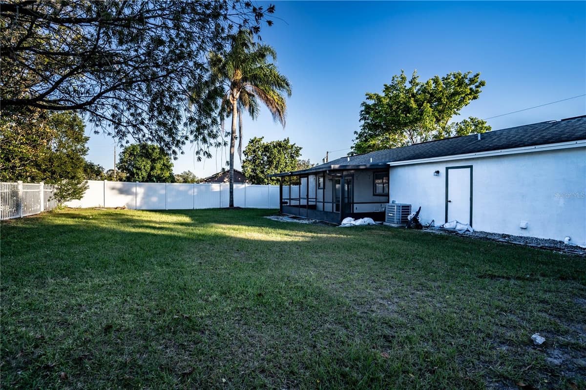 315 LAUDERDALE COURT — photo 51 of 53