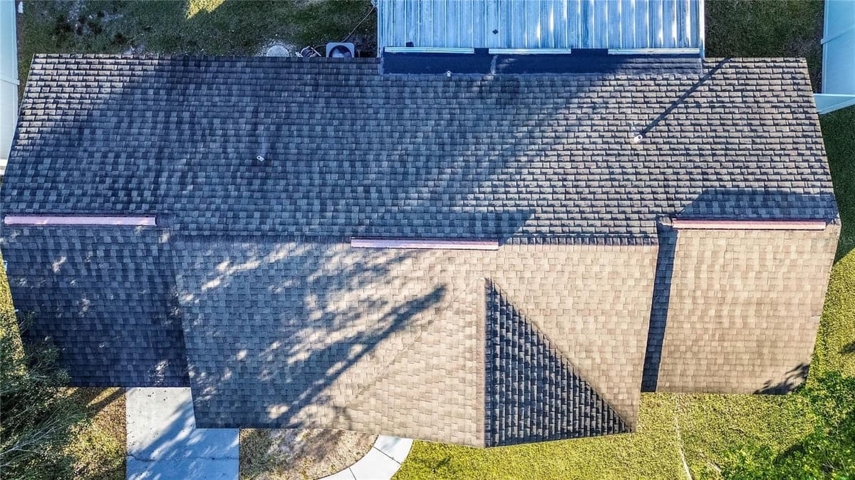 315 LAUDERDALE COURT — photo 43 of 53