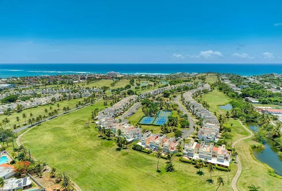 Calle Kennedy Villas Golf CALLE KENNEDY — photo 4 of 7