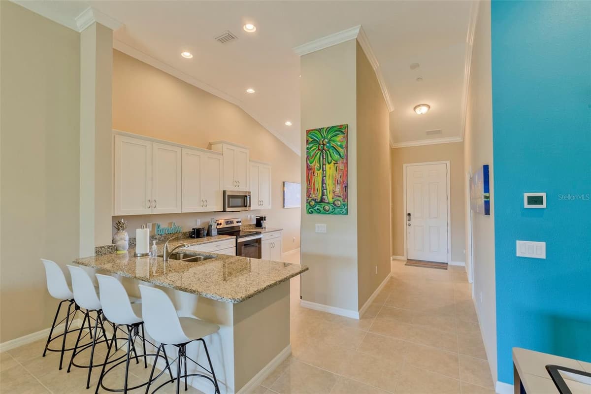 13816 MESSINA LOOP — photo 8 of 38