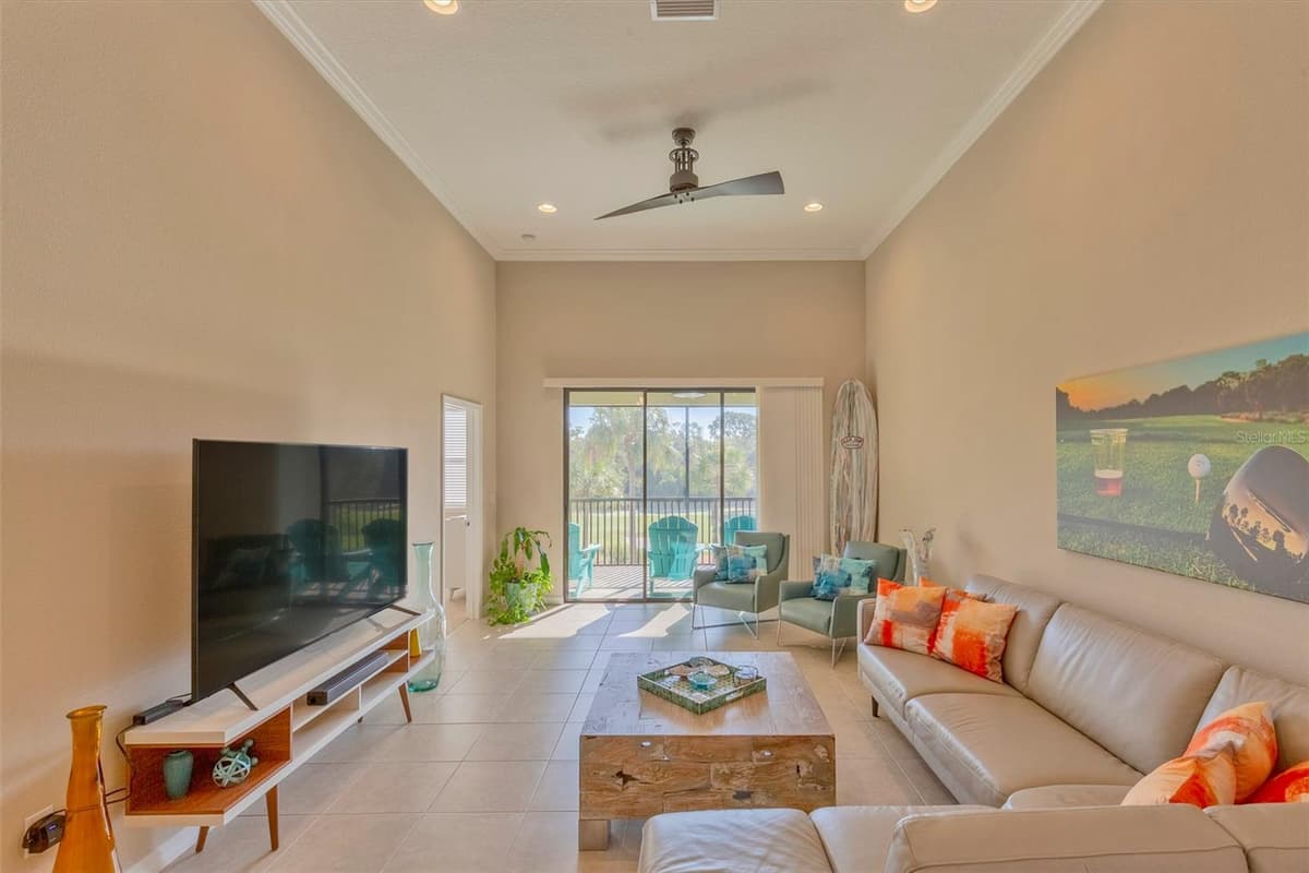 13816 MESSINA LOOP — photo 9 of 38