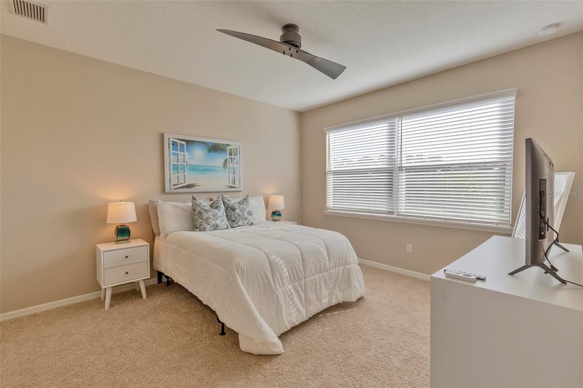 13816 MESSINA LOOP — photo 18 of 38