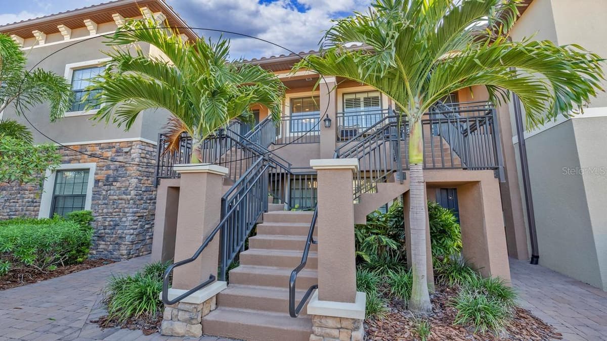 13816 MESSINA LOOP — photo 1 of 38
