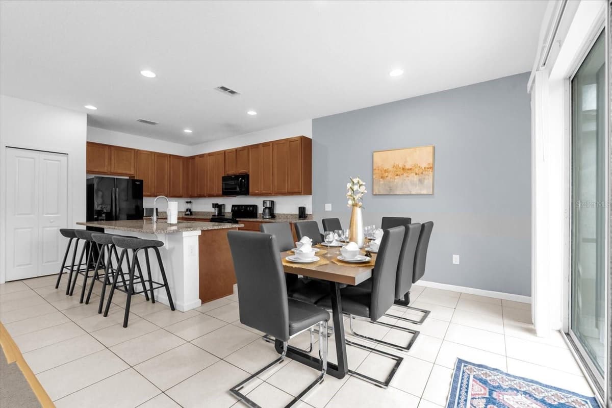 4501 MONADO DRIVE — photo 8 of 52