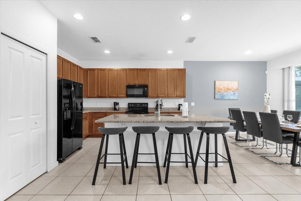 4501 MONADO DRIVE — photo 11 of 52