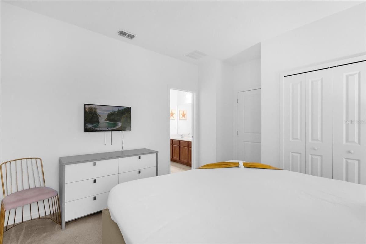 4501 MONADO DRIVE — photo 27 of 52