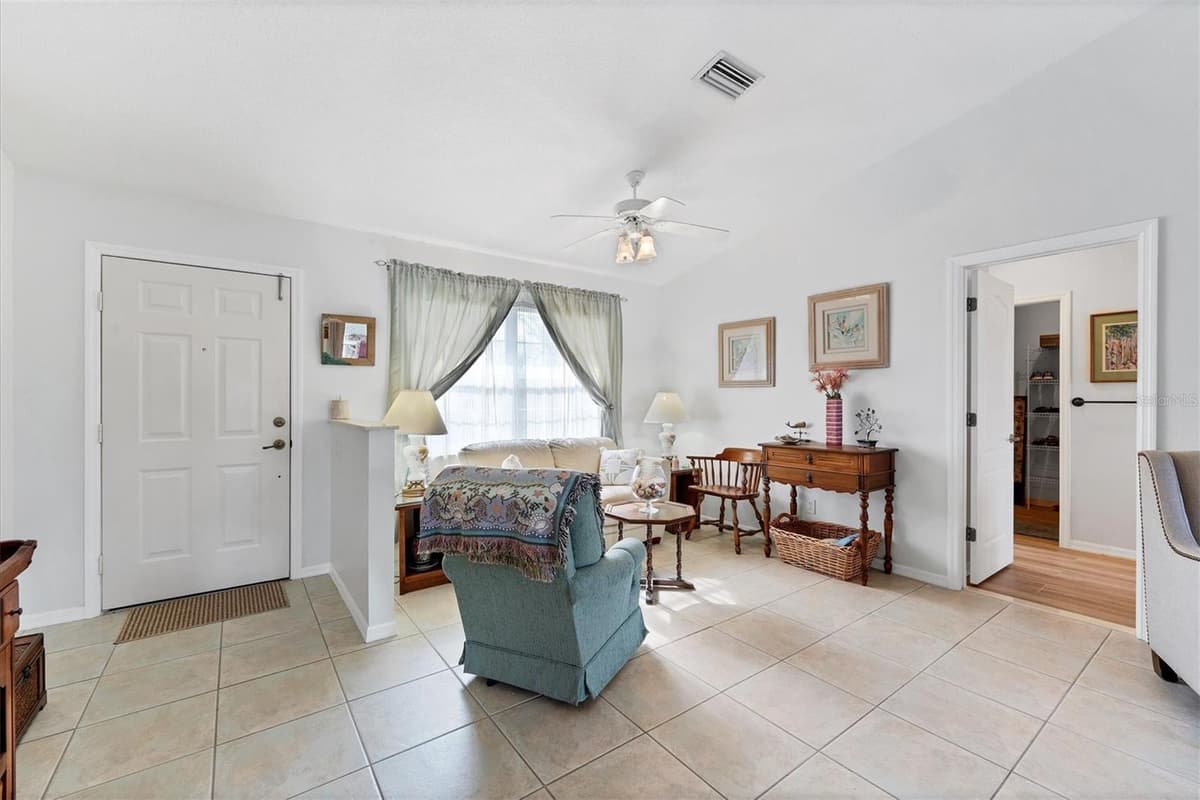 15500 LONGVIEW ROAD — photo 8 of 42