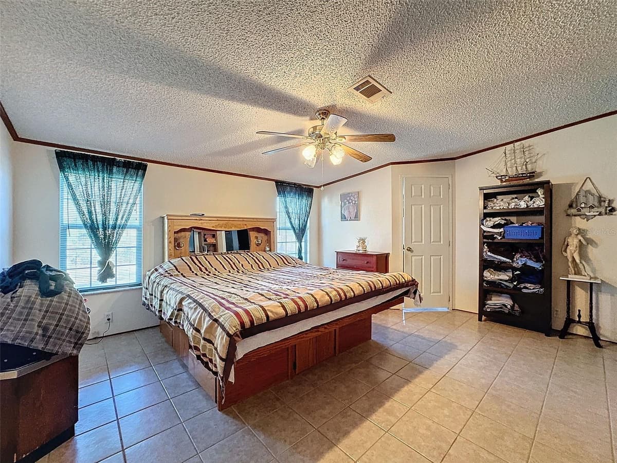 15525 & 15527 SHADY HILLS ROAD — photo 52 of 100
