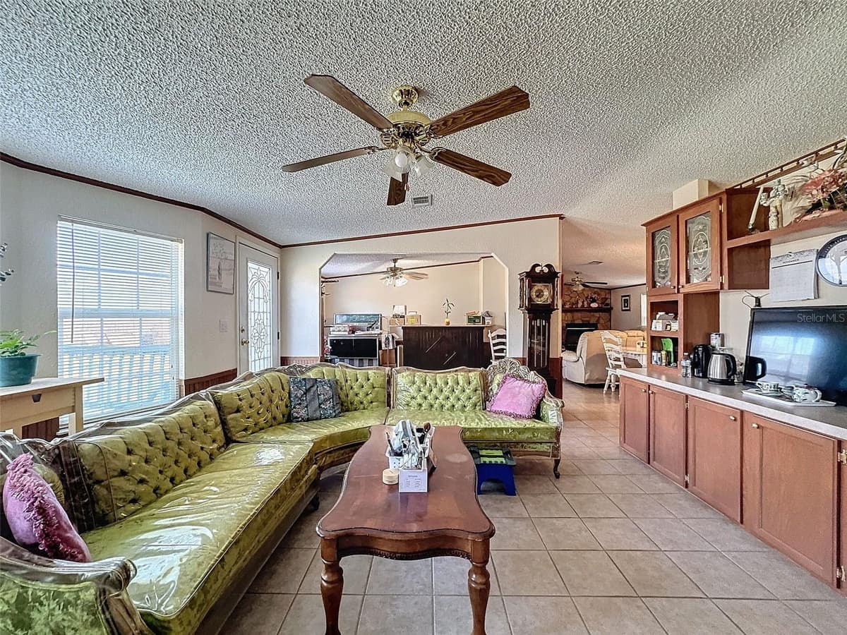 15525 & 15527 SHADY HILLS ROAD — photo 46 of 100
