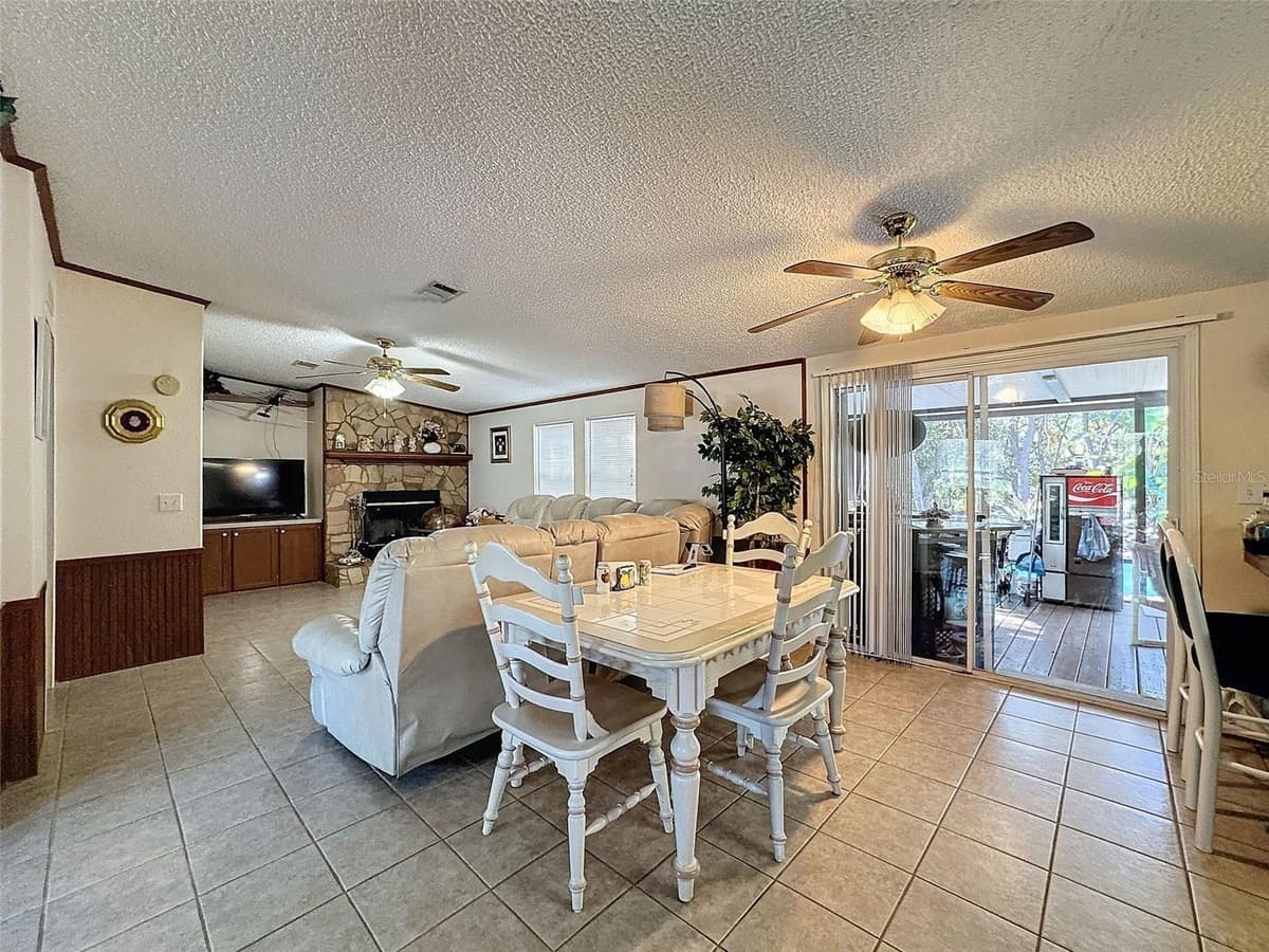 15525 & 15527 SHADY HILLS ROAD — photo 72 of 100