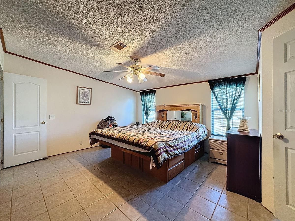 15525 & 15527 SHADY HILLS ROAD — photo 53 of 100