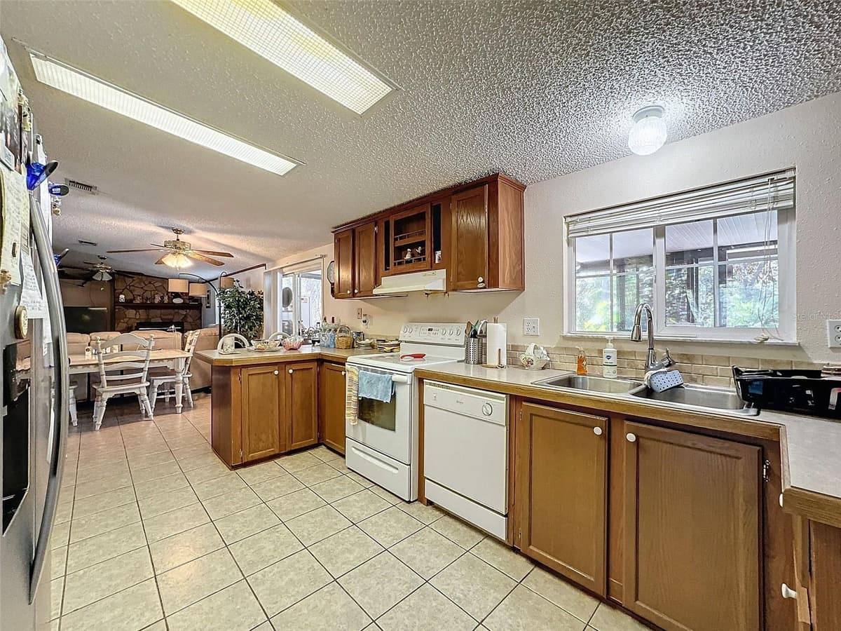 15525 & 15527 SHADY HILLS ROAD — photo 74 of 100