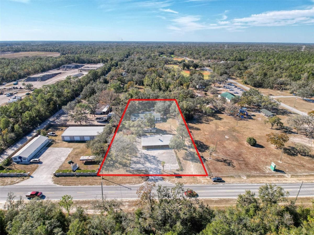 15525 & 15527 SHADY HILLS ROAD — photo 36 of 100