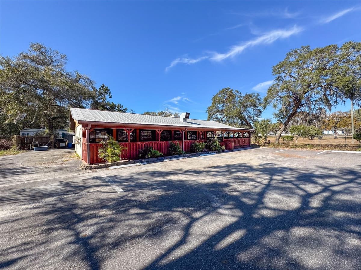 15525 & 15527 SHADY HILLS ROAD — photo 4 of 100