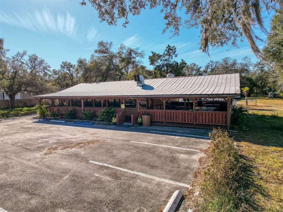 15525 & 15527 SHADY HILLS ROAD — photo 3 of 100