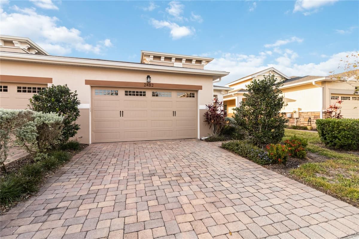 2482 YELLOW BRICK ROAD — photo 4 of 45