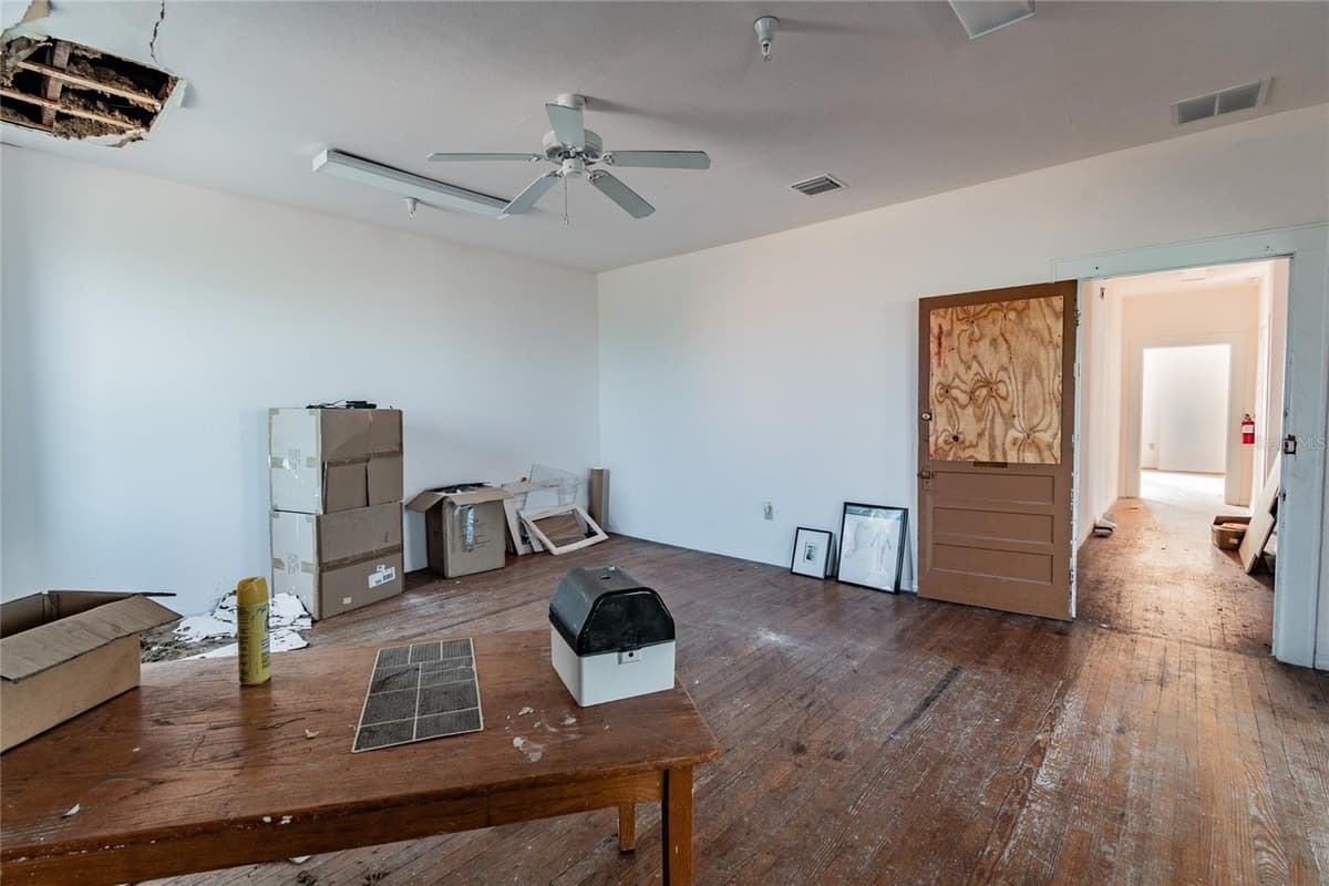 541 FLORIDA AVENUE — photo 46 of 80