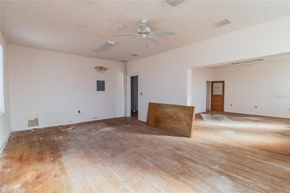 541 FLORIDA AVENUE — photo 45 of 80