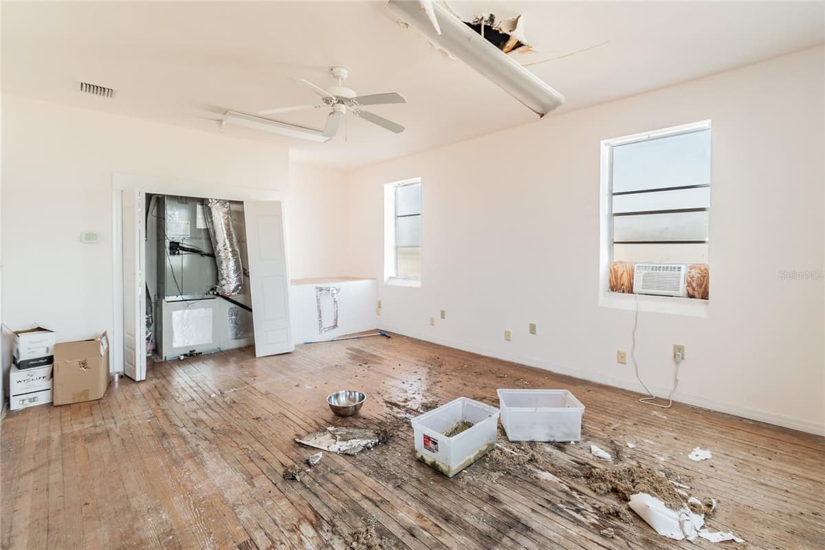 541 FLORIDA AVENUE — photo 19 of 80