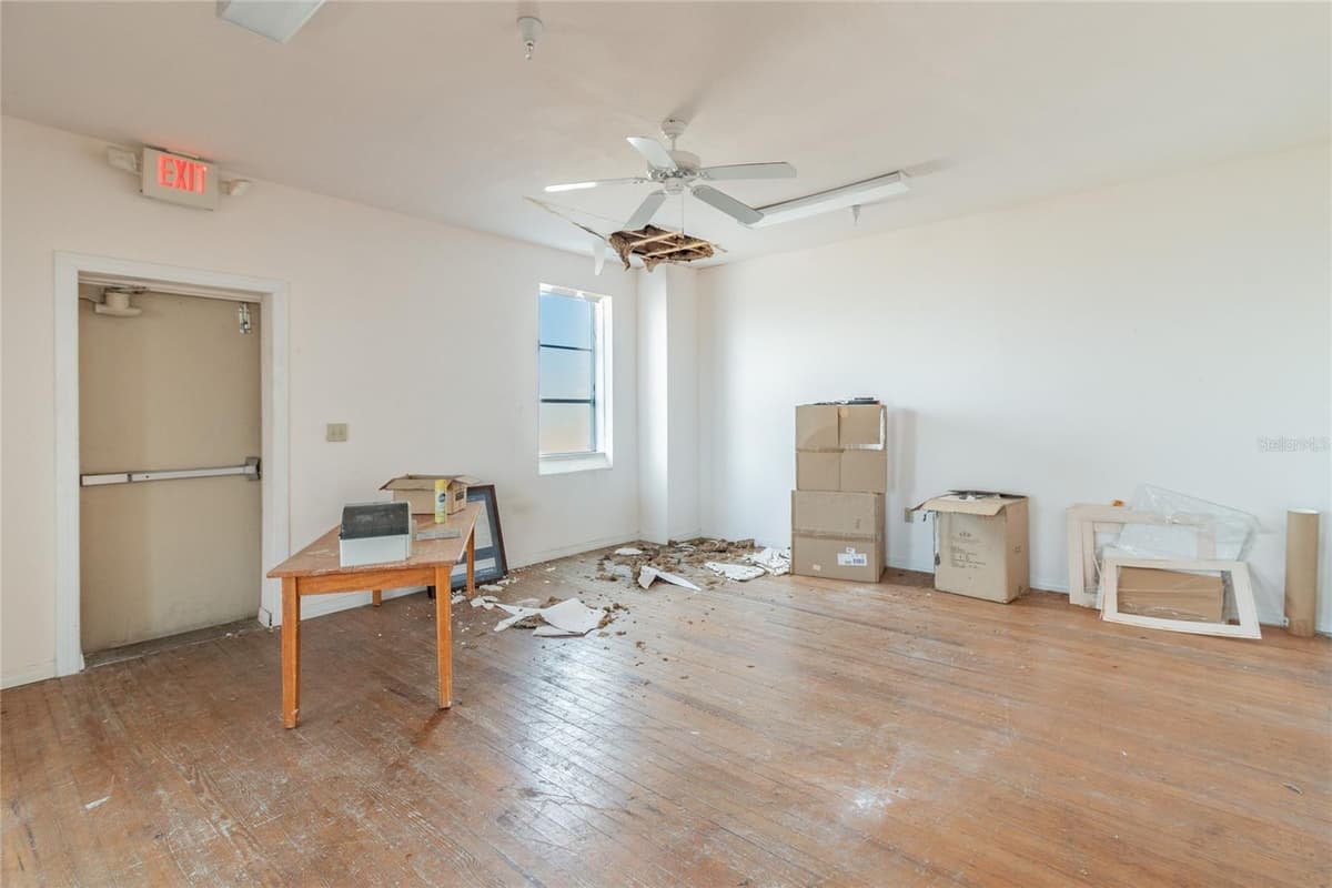 541 FLORIDA AVENUE — photo 34 of 80