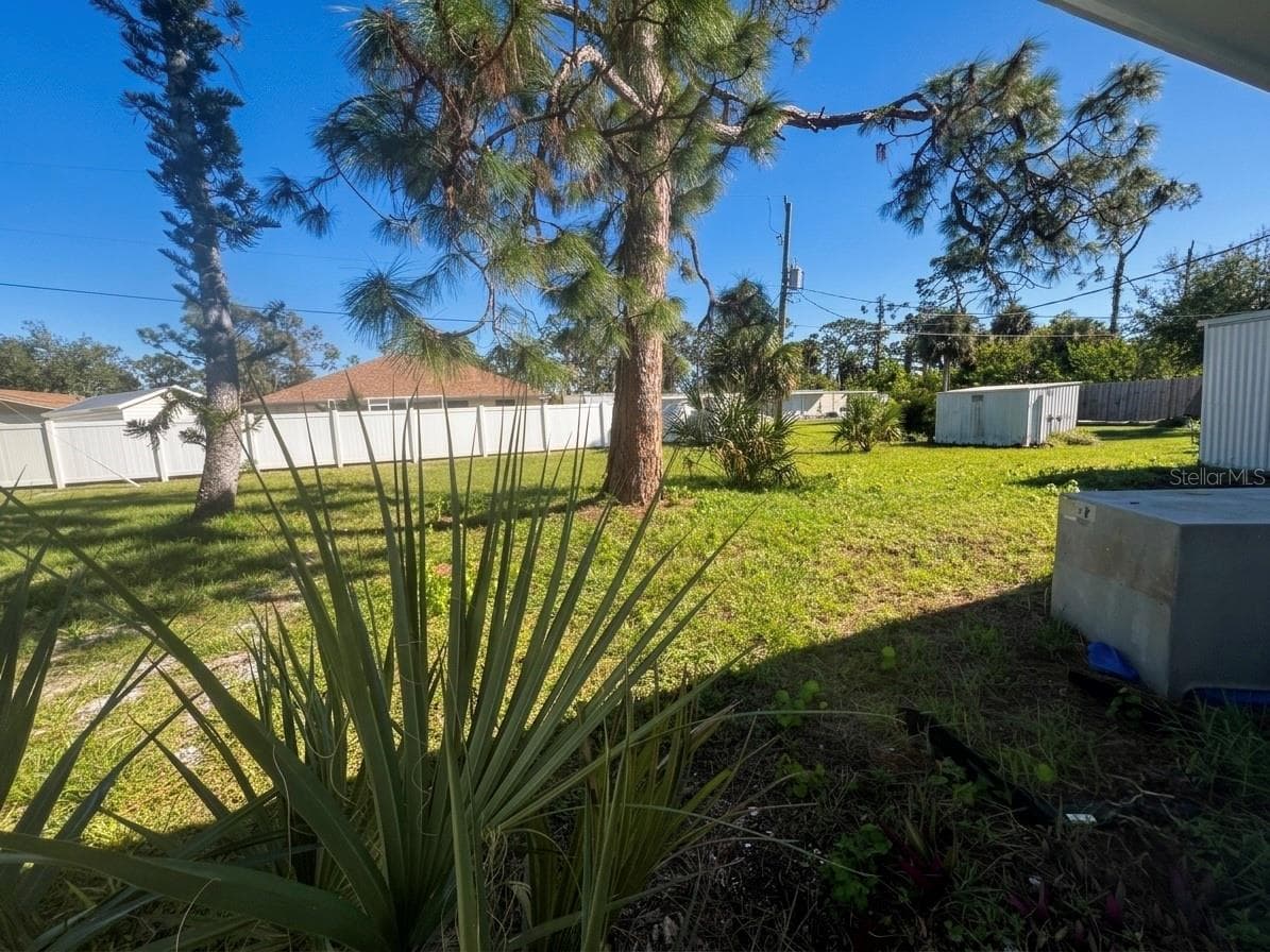 735 BERTREND STREET — photo 18 of 18