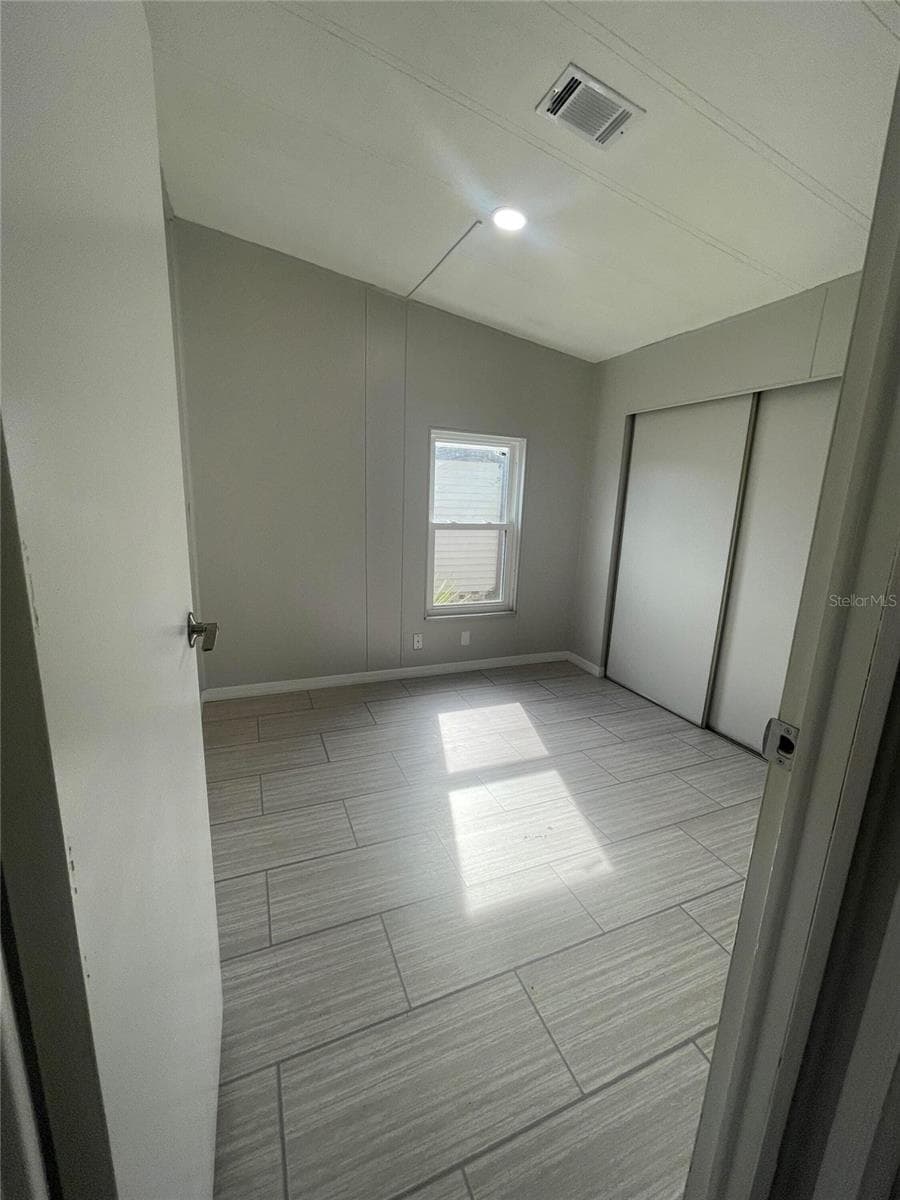 3145 HIDDEN LAKE DRIVE — photo 14 of 23