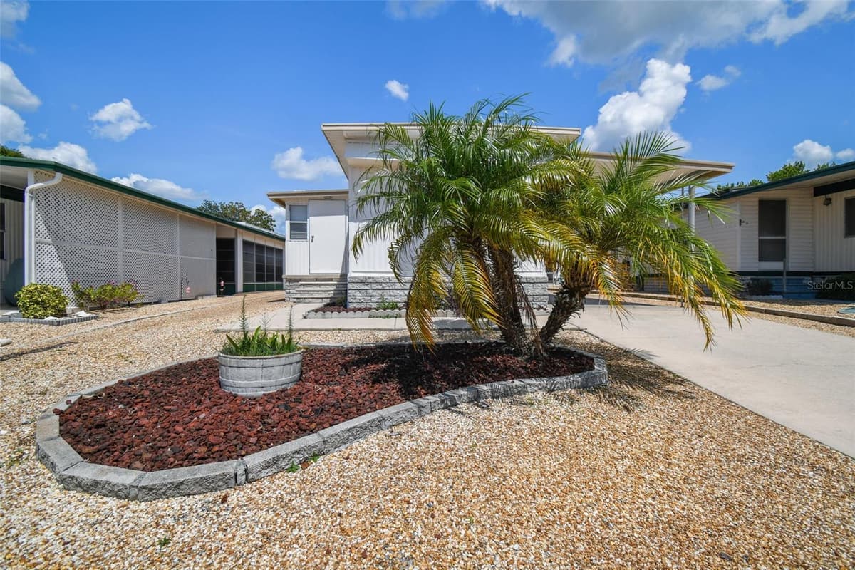 12200 BONANZA DRIVE — photo 4 of 73