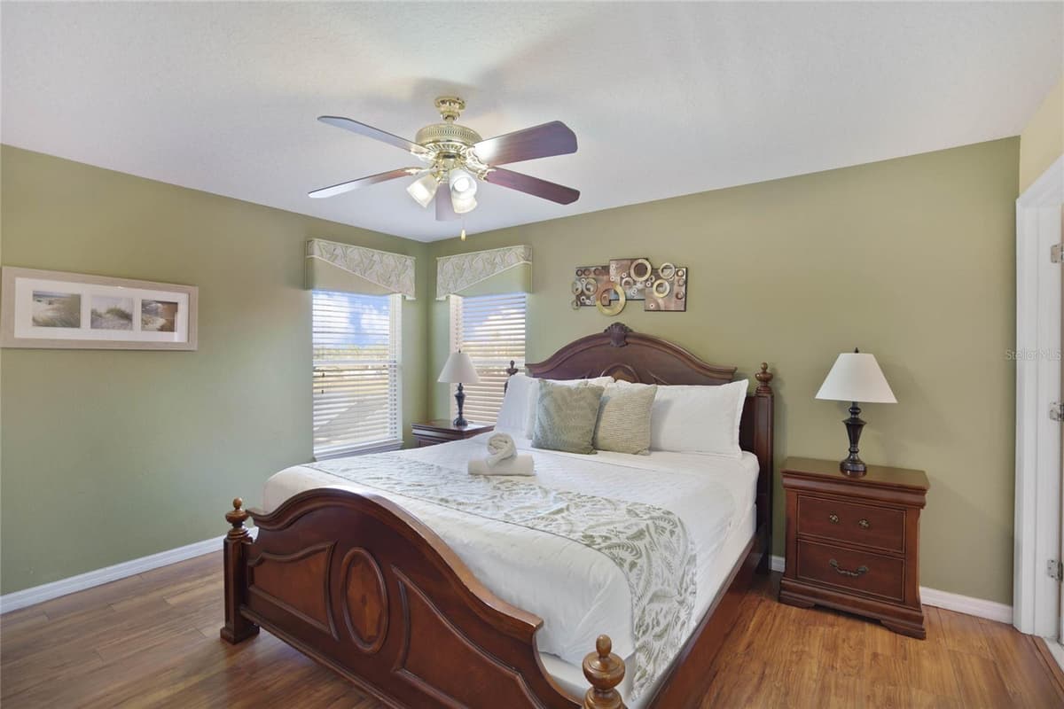 151 RUBINO DRIVE — photo 14 of 38