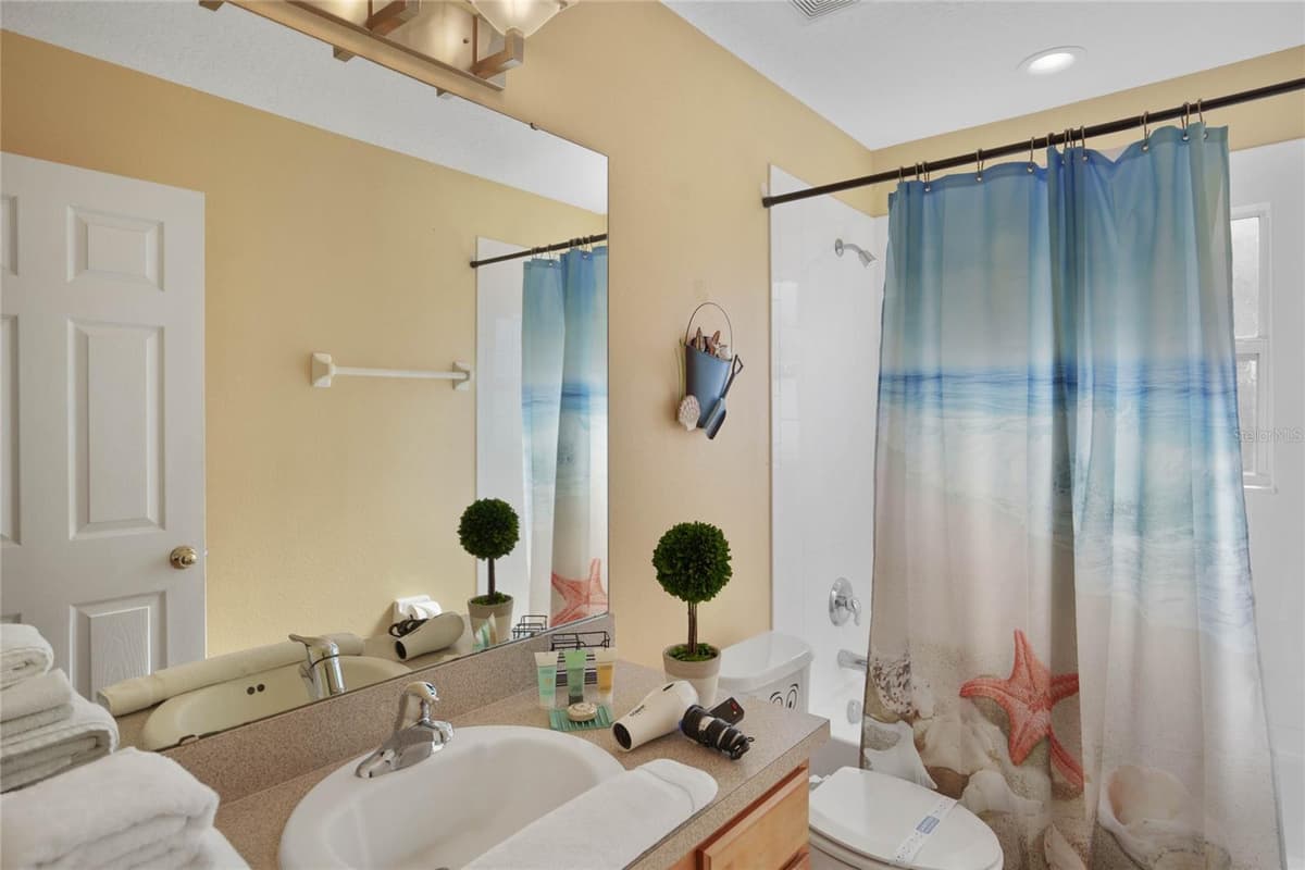 151 RUBINO DRIVE — photo 22 of 38