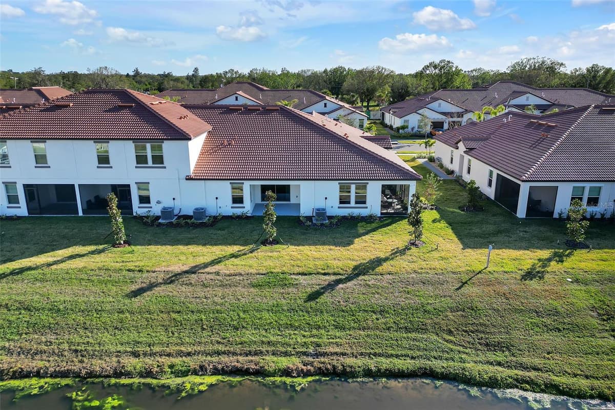 17523 HOLLY WELL AVENUE — photo 31 of 43