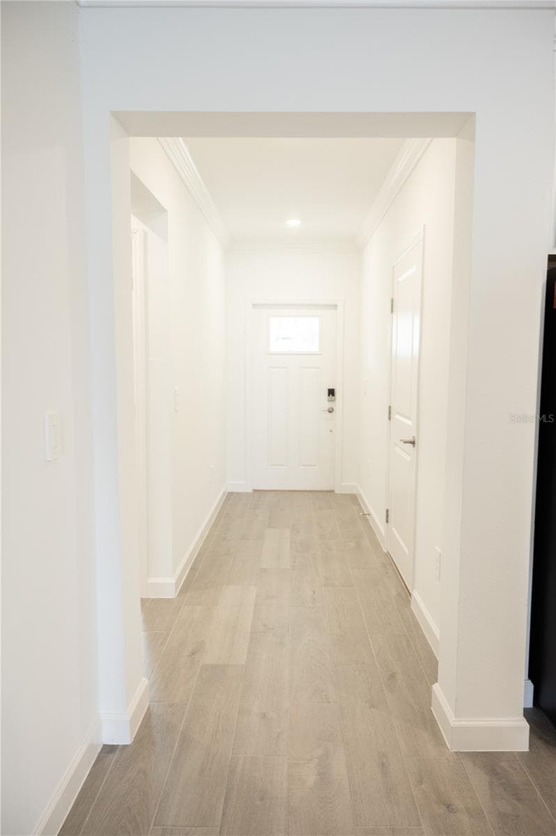17523 HOLLY WELL AVENUE — photo 3 of 43