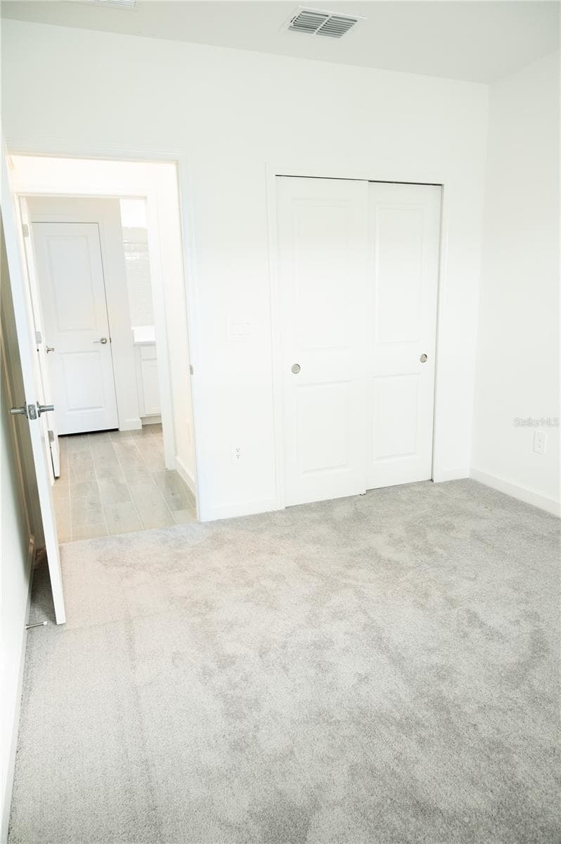 17523 HOLLY WELL AVENUE — photo 19 of 43