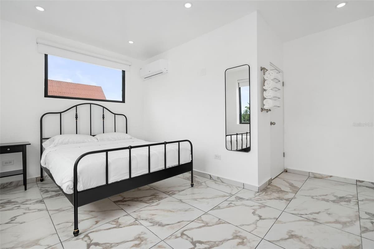 1035 CALLE MARGINAL VILLAMAR — photo 21 of 67