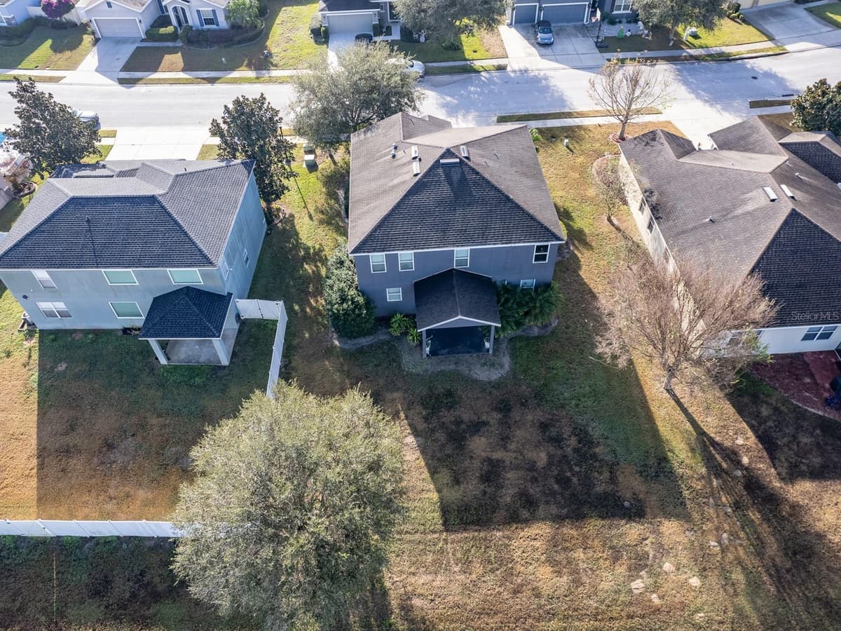 1918 WIND MEADOWS DRIVE — photo 38 of 47