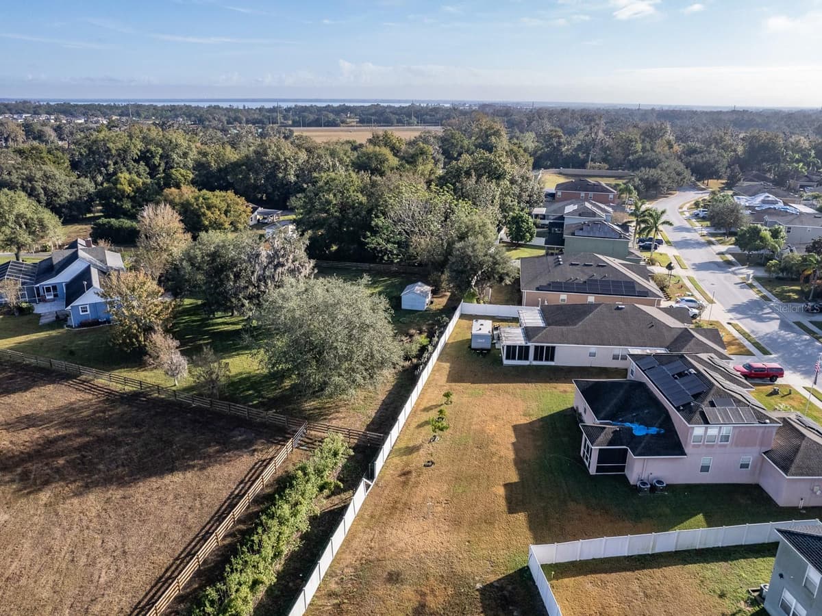 1918 WIND MEADOWS DRIVE — photo 40 of 47