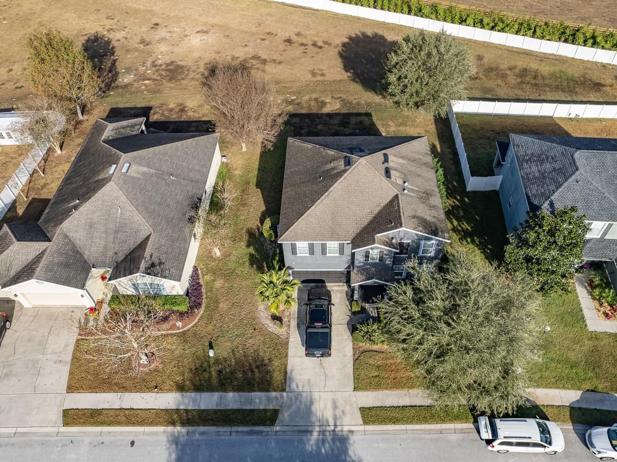 1918 WIND MEADOWS DRIVE — photo 44 of 47