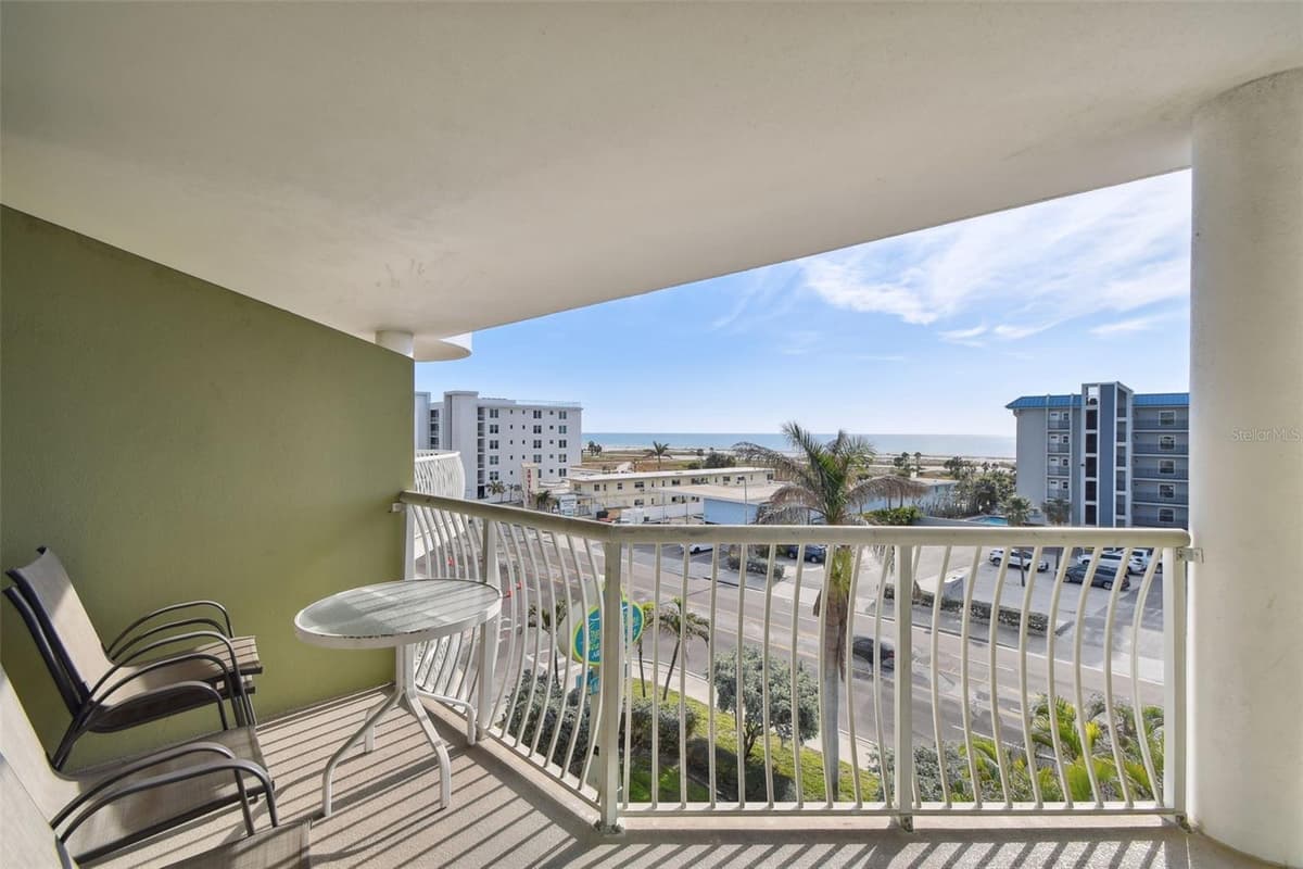 11605 GULF BOULEVARD — photo 34 of 44