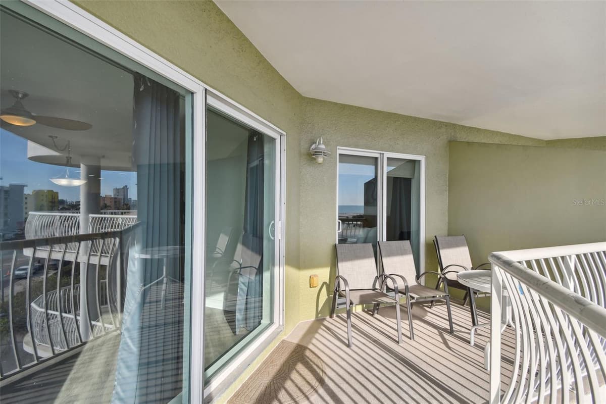 11605 GULF BOULEVARD — photo 36 of 44