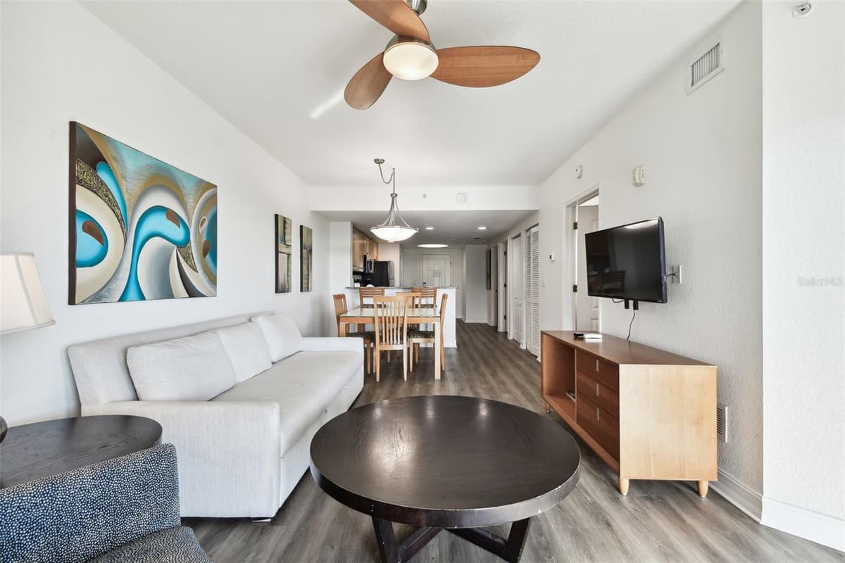 11605 GULF BOULEVARD — photo 17 of 44