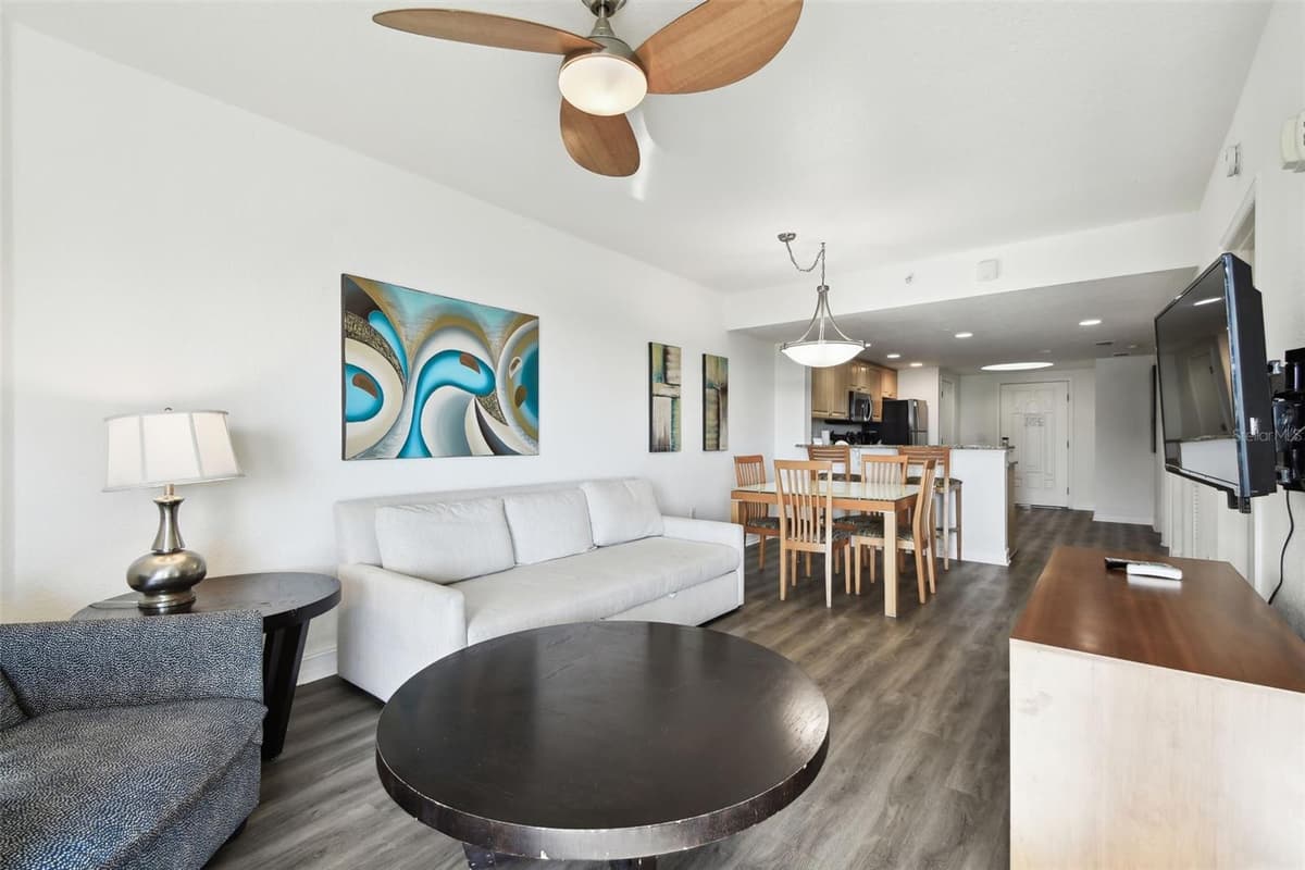 11605 GULF BOULEVARD — photo 16 of 44