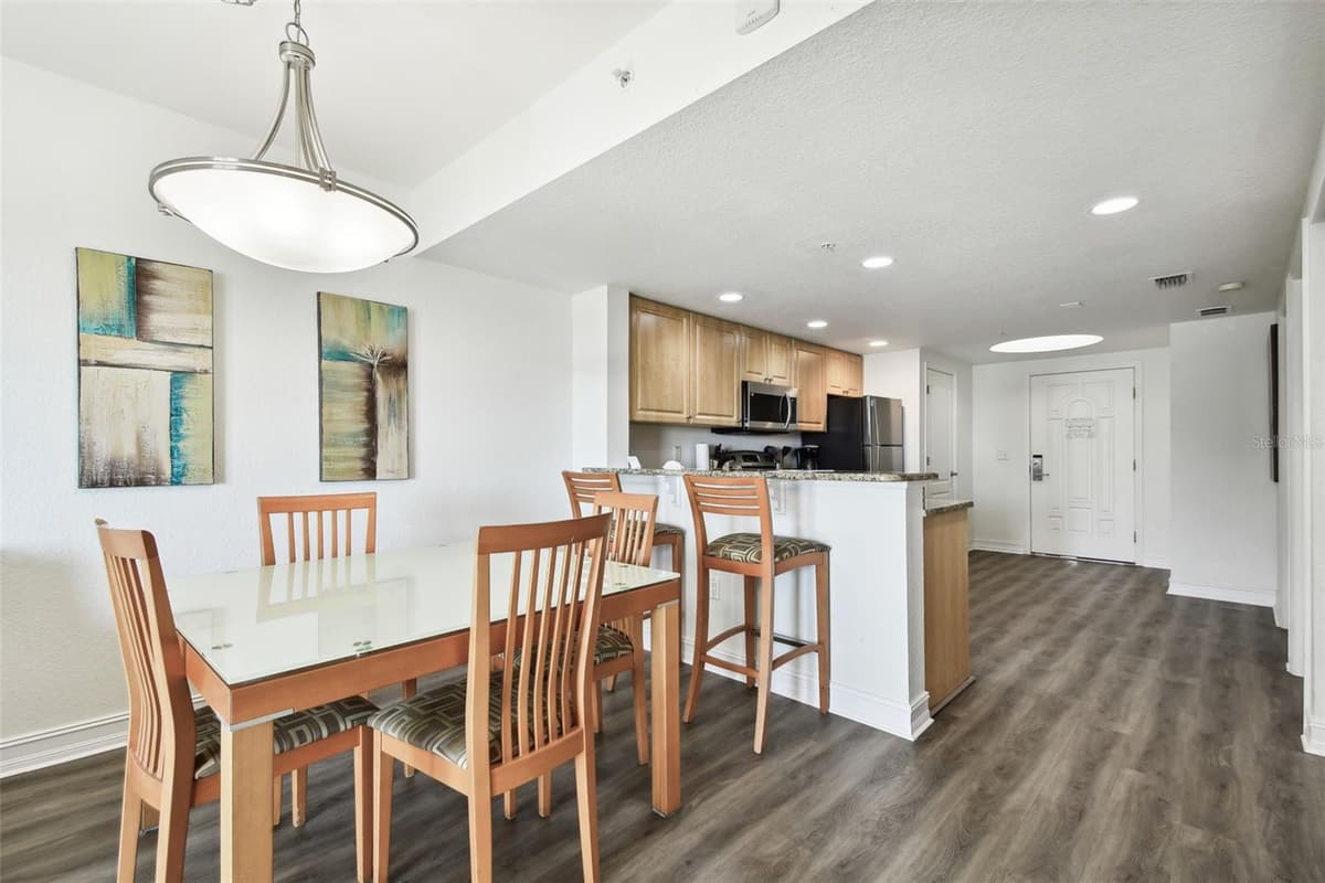 11605 GULF BOULEVARD — photo 12 of 44